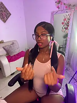 Snapshot of blackgril12 chatting on February 24, 2026, 10:41 pm blackgril12 online show from February 24, 2026, 10:41 pm