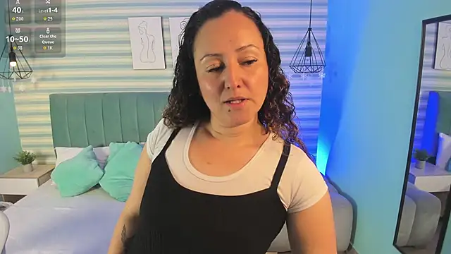 abby apple online show from January 19, 2026, 1:04 pm