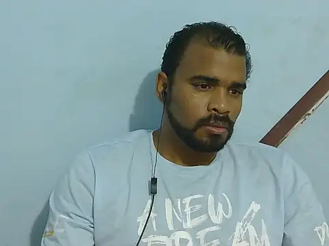 YOX22 online show from November 4, 2025, 5:06 am