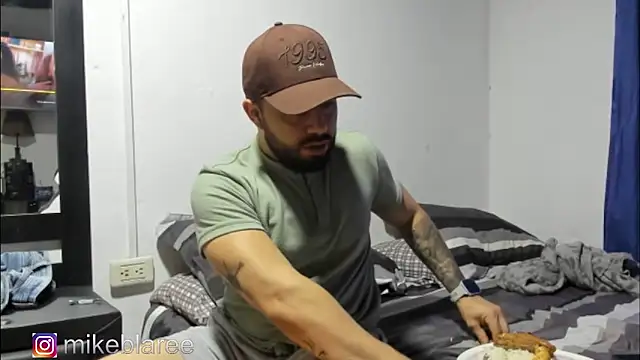 mikeblaree online show from November 3, 2025, 4:30 pm