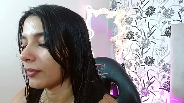 Gaby tay1 online show from March 27, 2026, 3:12 am