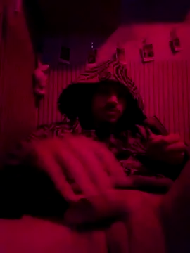 FreyrPauzudo online show from March 21, 2026, 6:18 am