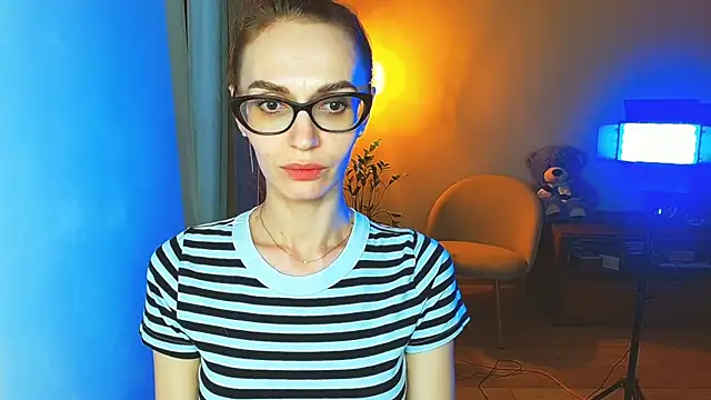 Snapshot of Lady_Sunshine_ chatting on April 1, 2026, 5:54 pm Lady Sunshine online show from April 1, 2026, 5:54 pm