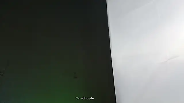 Carolblonde online show from April 17, 2026, 1:52 am