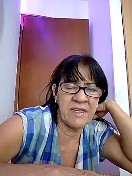 Bellaisabel online show from October 25, 2025, 4:31 am