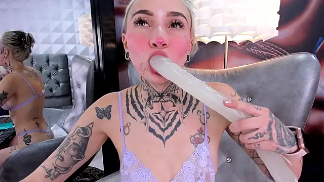 Snapshot of miss___angel chatting on February 25, 2025, 5:58 pm miss angel online show from February 25, 2025, 5:58 pm