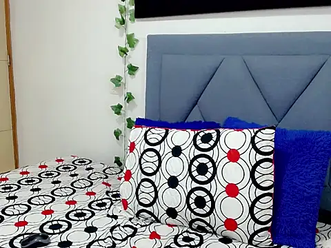 dominic 00 online show from February 22, 2025, 10:42 pm