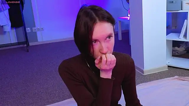 JoYung online show from December 2, 2025, 4:18 am