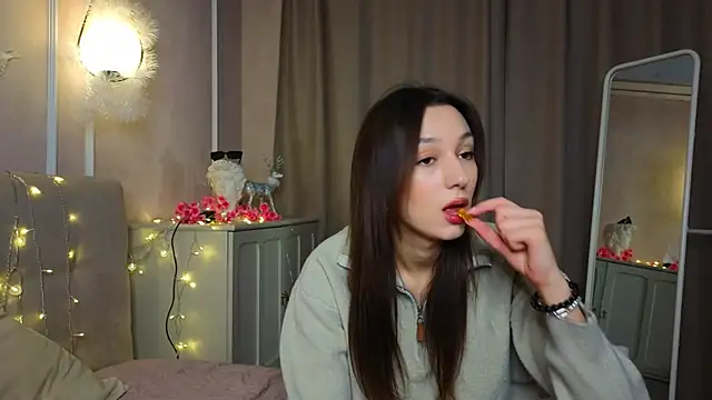 Snapshot of ColleenCox chatting on March 4, 2025, 8:16 pm ColleenCox online show from March 4, 2025, 8:16 pm