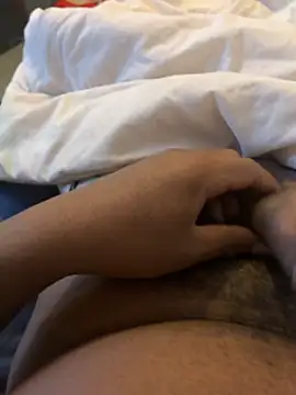 Snapshot of grossebite907 chatting on October 11, 2025, 12:58 pm grossebite907 online show from October 11, 2025, 12:58 pm