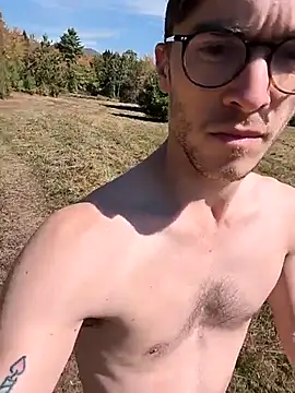 Snapshot of Panda__panda_panda chatting on September 18, 2025, 4:42 pm Panda  panda panda online show from September 18, 2025, 4:42 pm