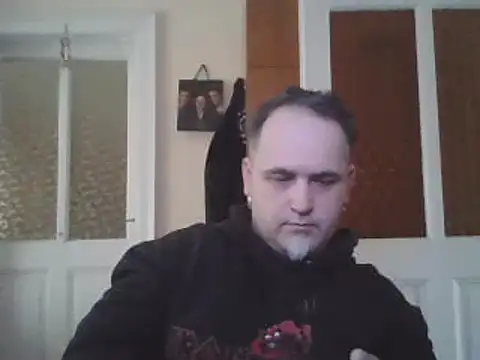 Szolga10 online show from February 26, 2025, 1:52 pm