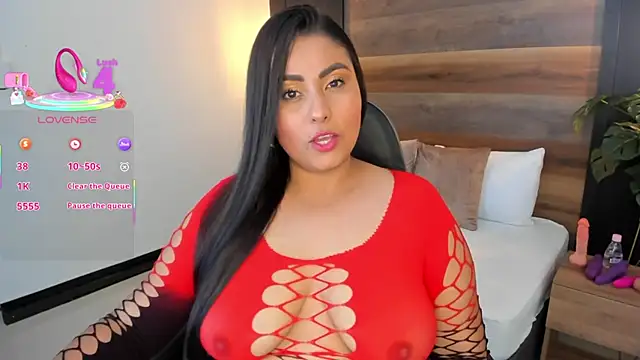 sol valeria online show from October 17, 2025, 7:05 pm