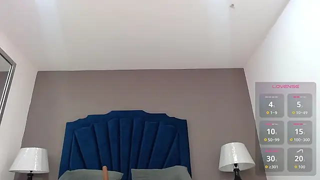 KatiaFosterr online show from November 15, 2025, 12:34 pm