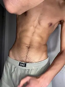 Snapshot of Hamza-Maroki chatting on February 12, 2026, 1:17 pm Hamza-Maroki online show from February 12, 2026, 1:17 pm