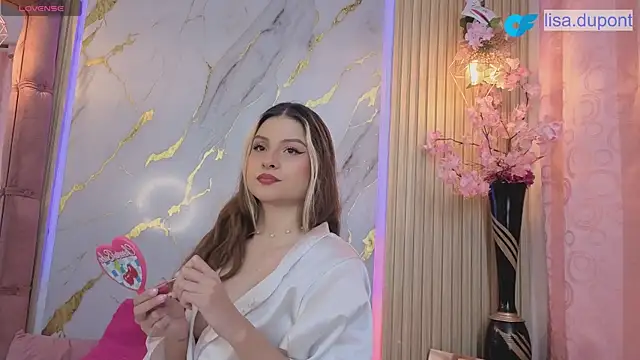 LissaDupont online show from September 16, 2025, 9:05 pm