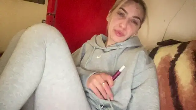 sarrah rossy online show from February 25, 2025, 7:58 pm