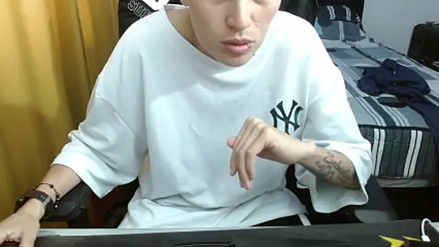 duo peludoo online show from March 6, 2026, 1:18 pm