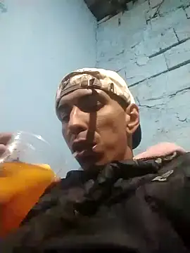 Snapshot of lukas25cmsp chatting on September 27, 2025, 6:18 am lukas25cmsp online show from September 27, 2025, 6:18 am