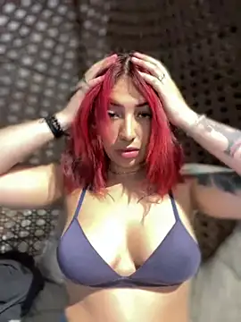Snapshot of Scarlett-LS chatting on February 11, 2025, 3:50 am Scarlett-LS online show from February 11, 2025, 3:50 am
