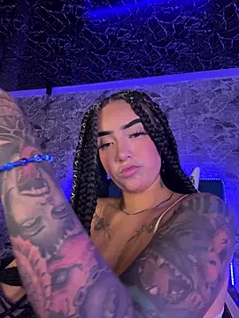 Scarlett-LS online show from April 14, 2026, 2:17 am