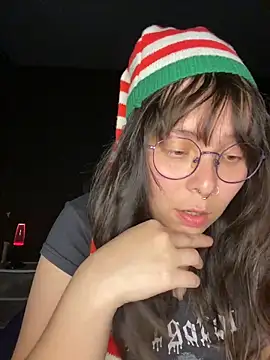 Solo yoss online show from December 23, 2025, 6:55 am