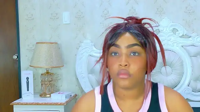 TianahGlow online show from February 12, 2026, 8:26 pm