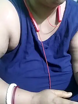 Snapshot of Lizza_boudi chatting on February 19, 2025, 8:52 pm Lizza boudi online show from February 19, 2025, 8:52 pm