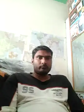 ccuteboyyyy online show from March 1, 2025, 12:12 pm