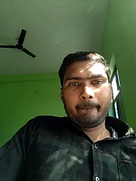 ccuteboyyyy online show from March 3, 2025, 4:58 am