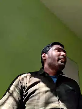 ccuteboyyyy online show from March 5, 2025, 4:34 am