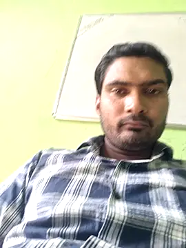 ccuteboyyyy online show from October 17, 2025, 5:10 am