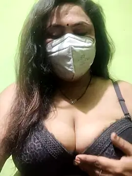 rani130 online show from March 4, 2025, 5:45 pm