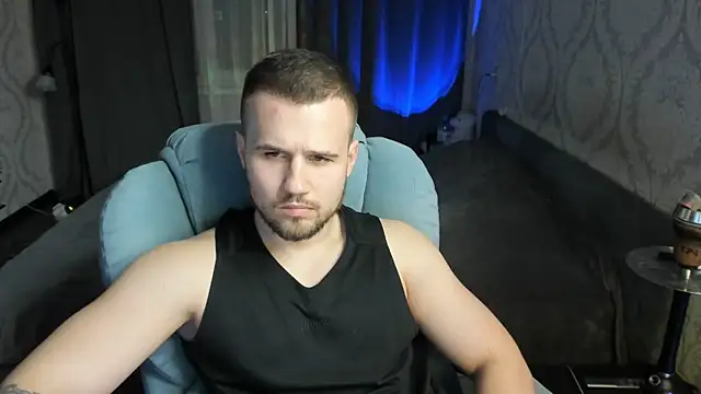 Snapshot of Vladik_b chatting on March 20, 2025, 5:47 pm Vladik b online show from March 20, 2025, 5:47 pm