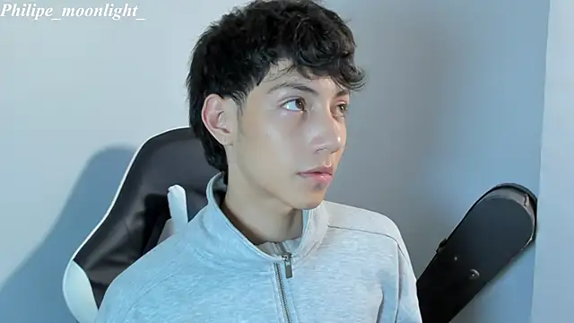 philipe moonlight  online show from February 20, 2025, 7:45 am