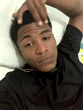 Snapshot of Bichorro chatting on October 7, 2025, 3:20 pm Bichorro online show from October 7, 2025, 3:20 pm