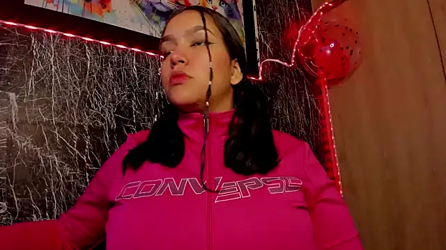 Bellota Girl online show from February 27, 2025, 2:32 pm