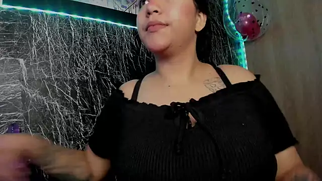 Bellota Girl online show from March 9, 2025, 9:57 pm