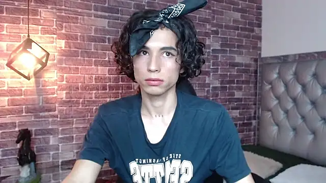 Snapshot of andrea_ocasio chatting on February 17, 2025, 12:38 pm andrea ocasio online show from February 17, 2025, 12:38 pm