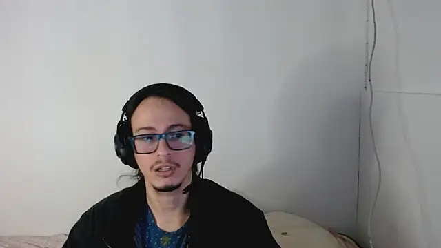 Snapshot of cholitohermoso chatting on October 27, 2025, 3:27 pm cholitohermoso online show from October 27, 2025, 3:27 pm