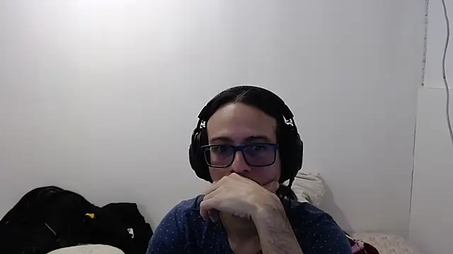 Snapshot of cholitohermoso chatting on November 12, 2025, 3:23 pm cholitohermoso online show from November 12, 2025, 3:23 pm