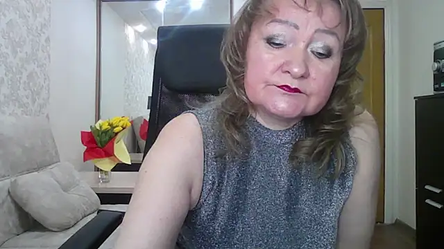 Victoria secrets  online show from March 20, 2025, 2:53 pm