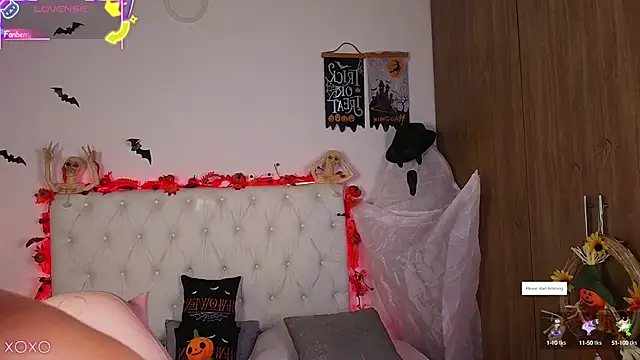 Julieta priv online show from October 14, 2025, 1:56 pm