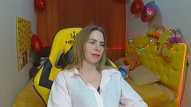 TessaDaybreak online show from March 7, 2025, 1:40 pm