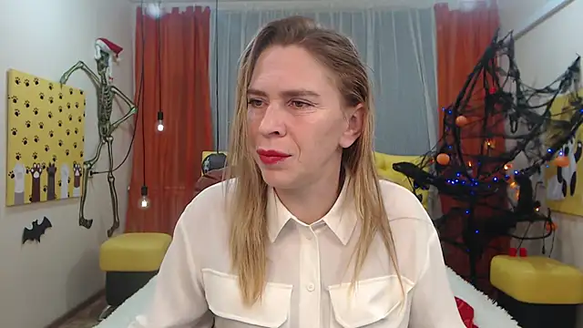 TessaDaybreak online show from October 11, 2025, 6:56 am