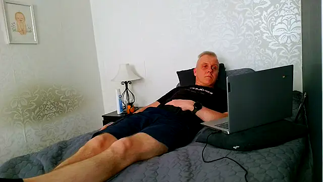 Snapshot of Teemu chatting on June 20, 2026, 3:26 pm Teemu online show from June 20, 2026, 3:26 pm