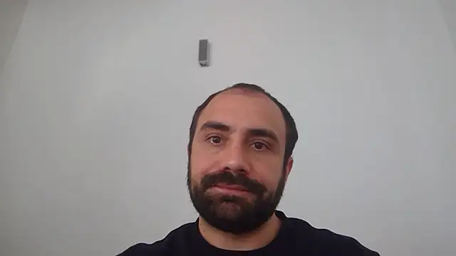Snapshot of morfeoX chatting on March 12, 2025, 11:31 am morfeoX online show from March 12, 2025, 11:31 am