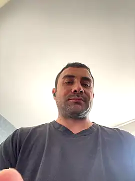 Snapshot of morfeoX chatting on September 20, 2025, 8:15 am morfeoX online show from September 20, 2025, 8:15 am