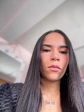 Snapshot of Naatalia chatting on October 2, 2025, 4:47 pm Naatalia online show from October 2, 2025, 4:47 pm