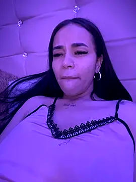 Naatalia online show from November 12, 2025, 8:37 am